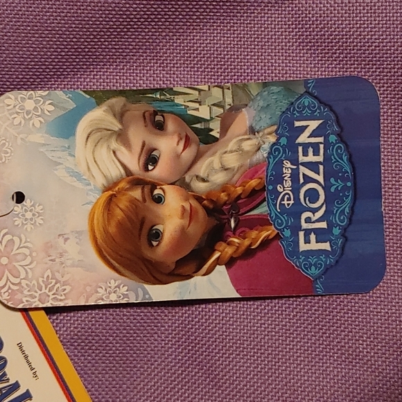 3/$25 DISNEY Frozen waterproof shoulder bag - Picture 9 of 12